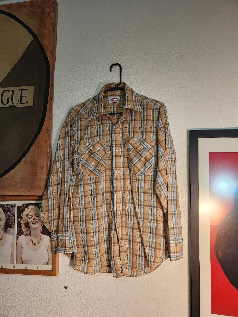 Levi's Men's Plaid Button-Down Shirt in Tan & Blue